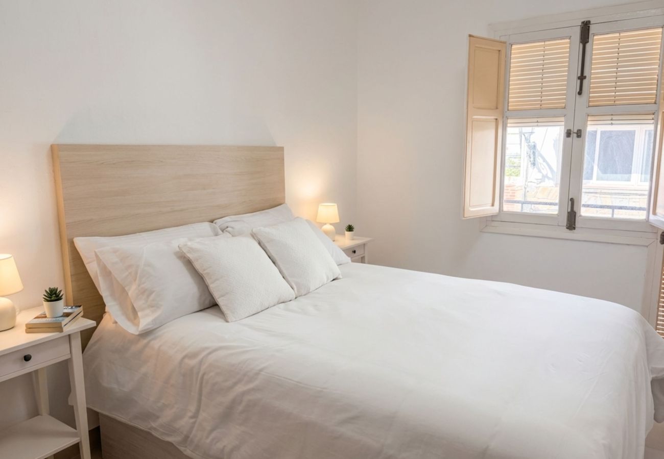 Casa adosada en Nerja - Casa Chica: Casa Vacacional con Azotea en Calle Cristo, Nerja