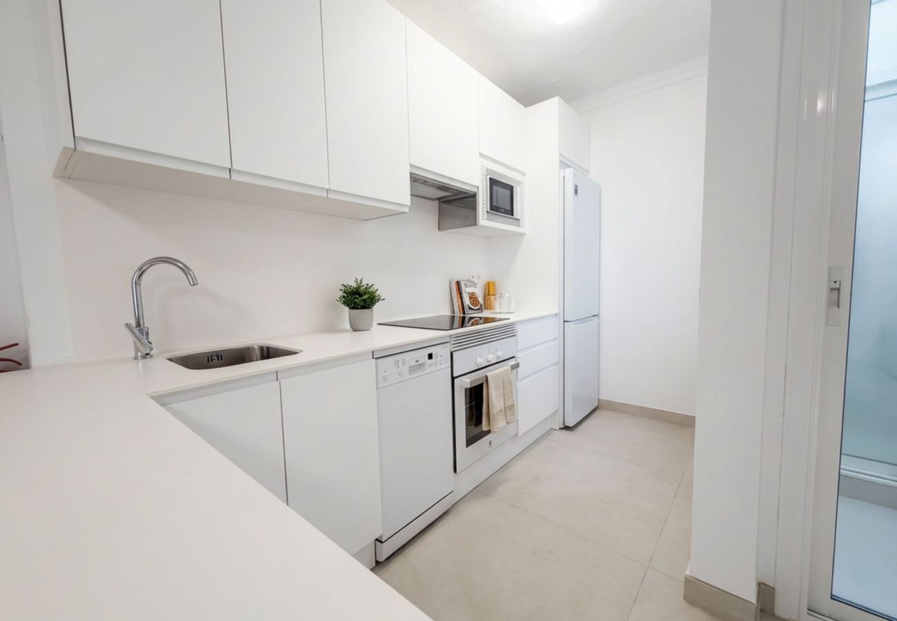 Casa adosada en Nerja - Casa Chica: Casa Vacacional con Azotea en Calle Cristo, Nerja