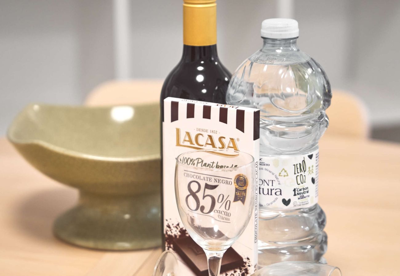 Casa adosada en Nerja - Casa Chica: Casa Vacacional con Azotea en Calle Cristo, Nerja