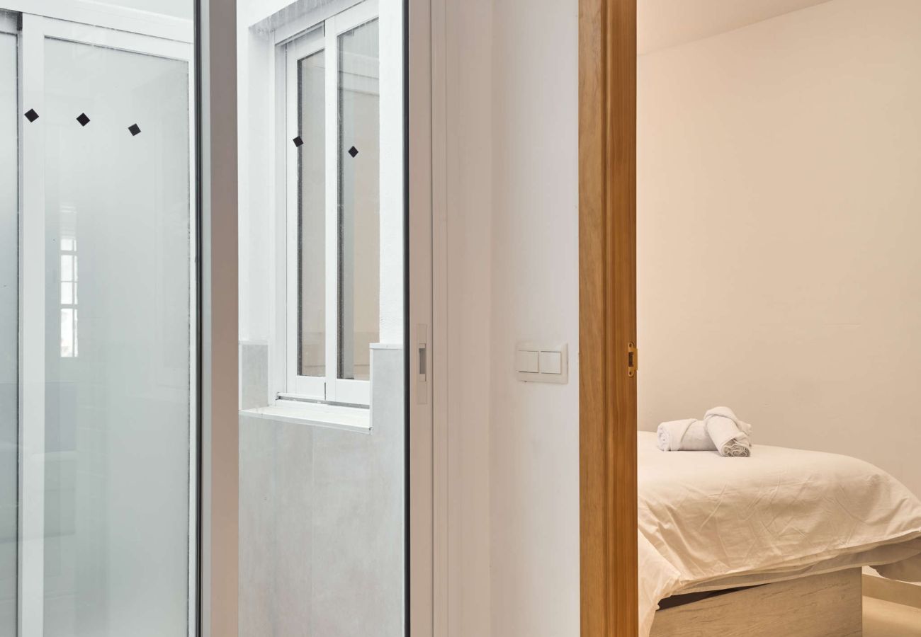 Casa adosada en Nerja - Casa Chica: Casa Vacacional con Azotea en Calle Cristo, Nerja