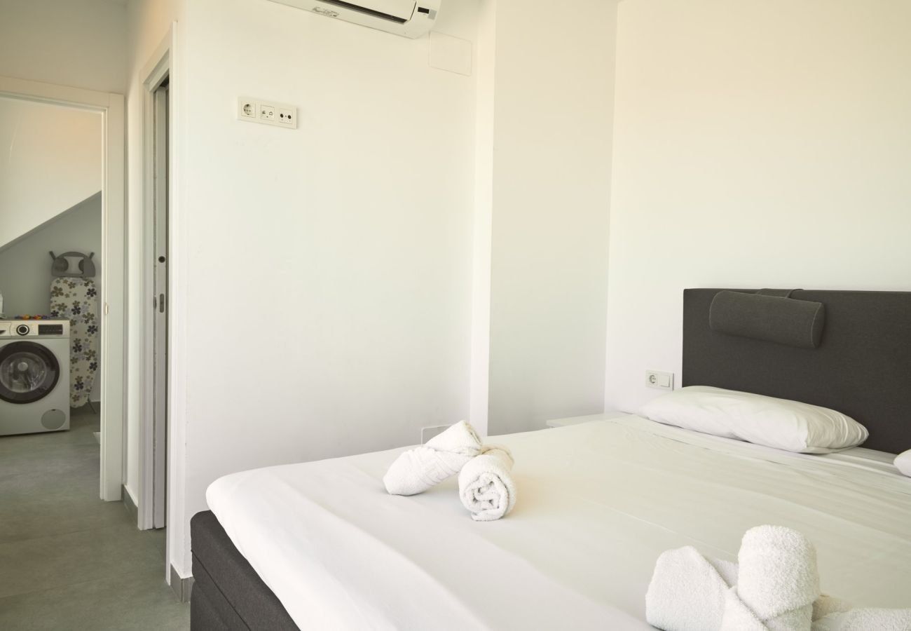 Apartamento en Nerja - Penthouse Balcón del Mar D4: 3 Terrazas y Piscina Climatizada