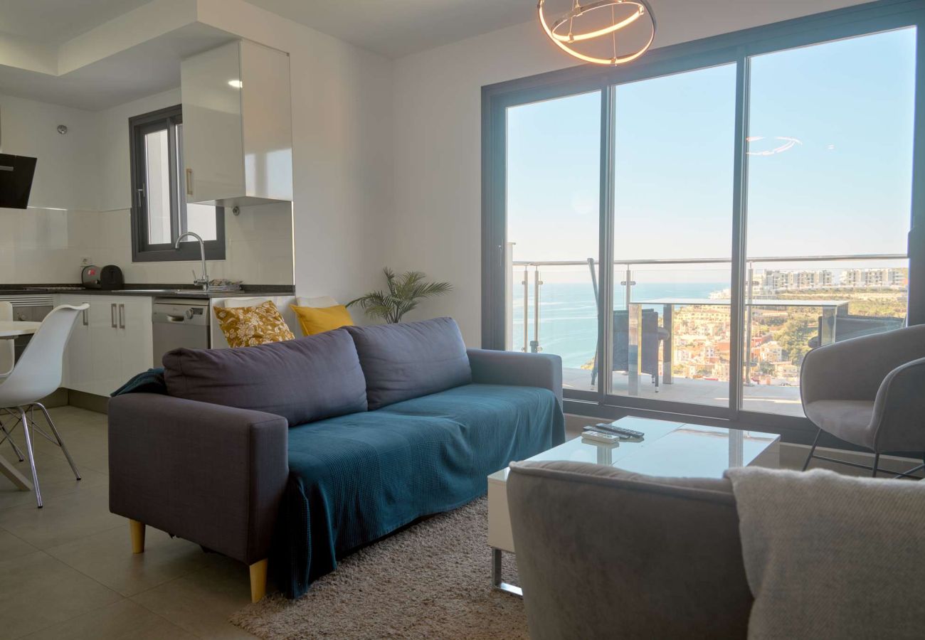 Apartamento en Nerja - Penthouse Balcón del Mar D4: 3 Terrazas y Piscina Climatizada