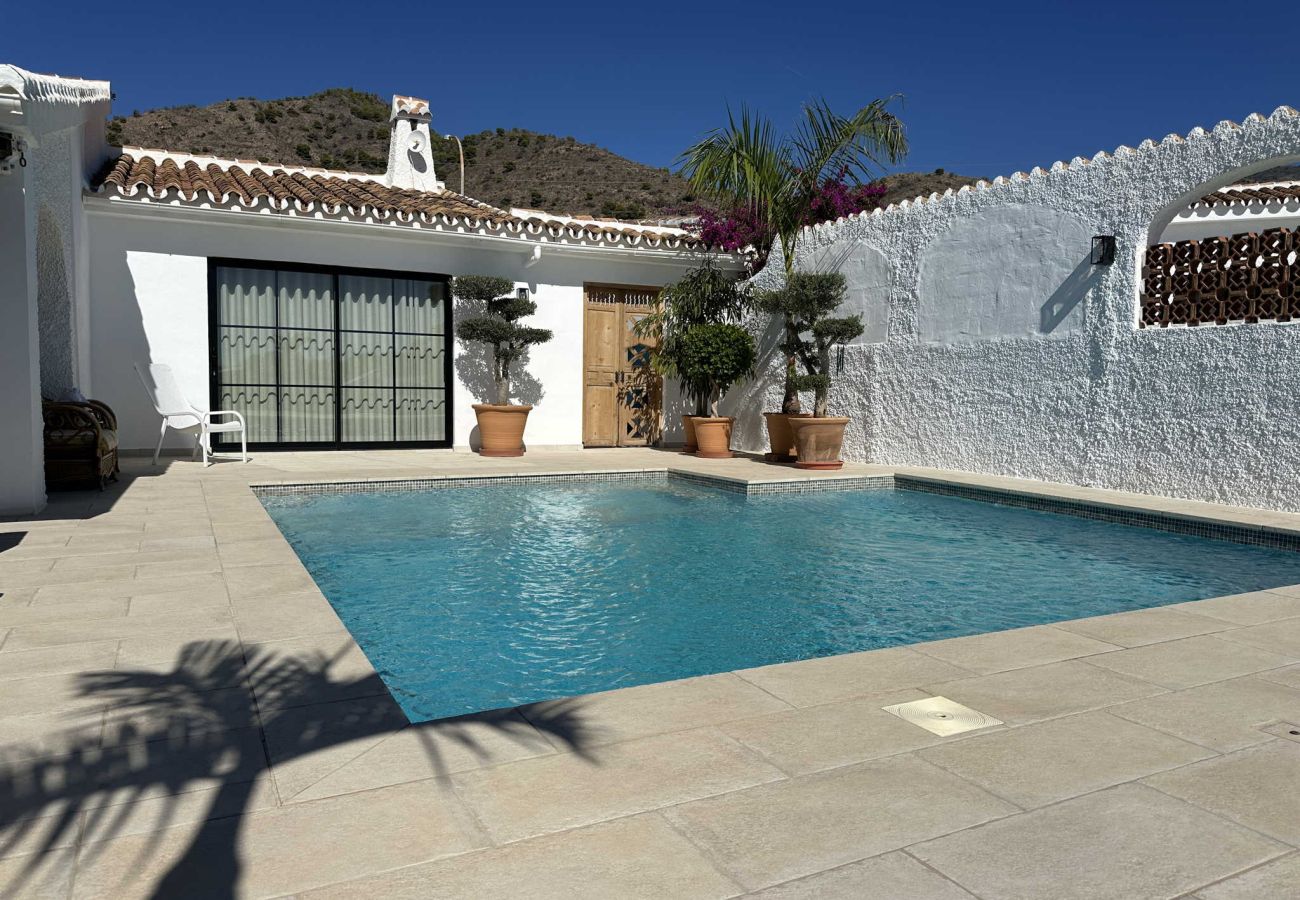 Villa en Nerja - Villa Jackson (La Casita): Villa con Piscina Privada en Fuente del Badén, Nerja