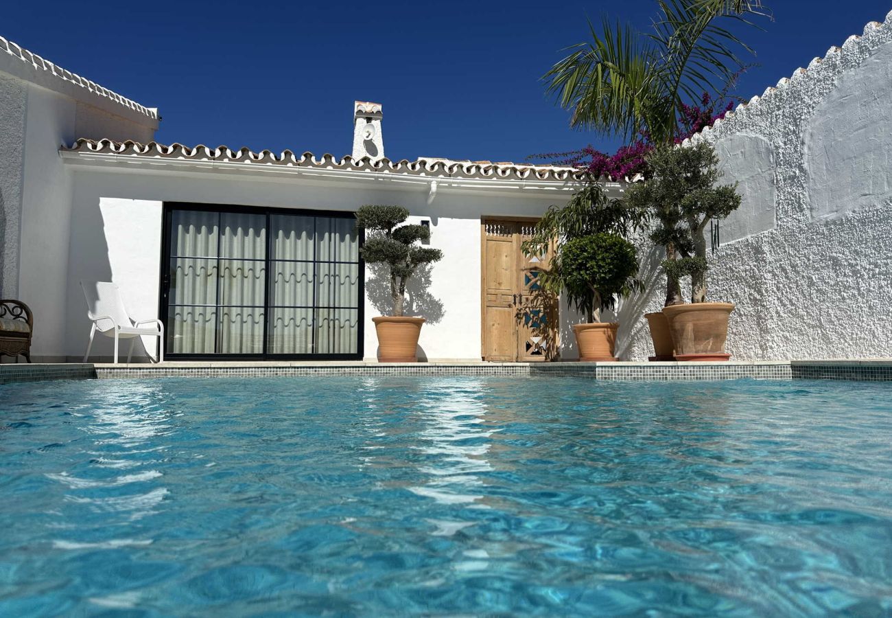 Villa en Nerja - Villa Jackson (La Casita): Villa con Piscina Privada en Fuente del Badén, Nerja