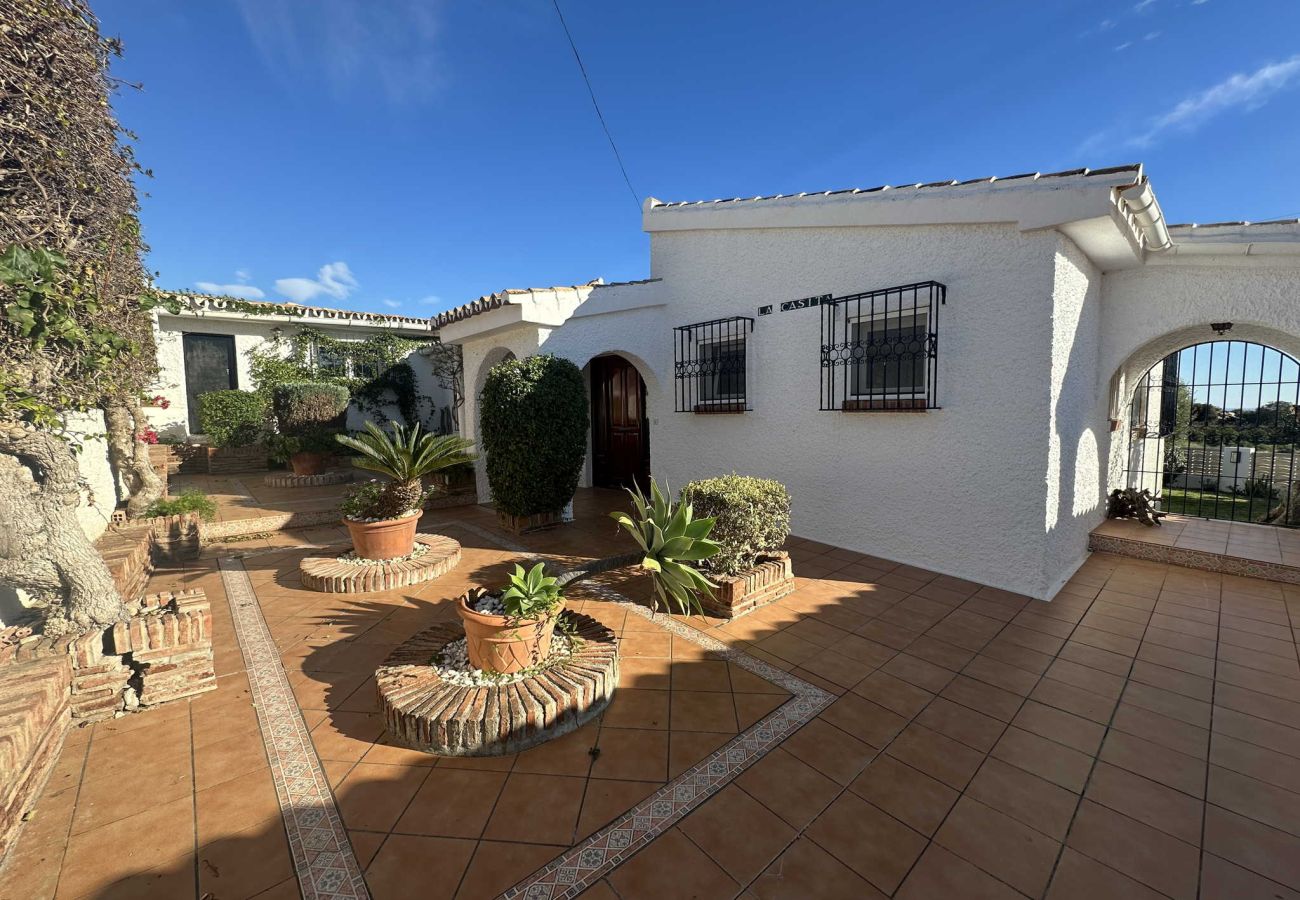 Villa en Nerja - Villa Jackson (La Casita): Villa con Piscina Privada en Fuente del Badén, Nerja