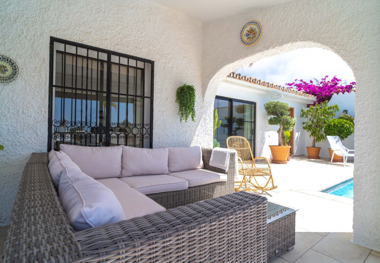 Villa en Nerja - Villa La Casita: Villa con Piscina Privada en Fuente del Badén, Nerja