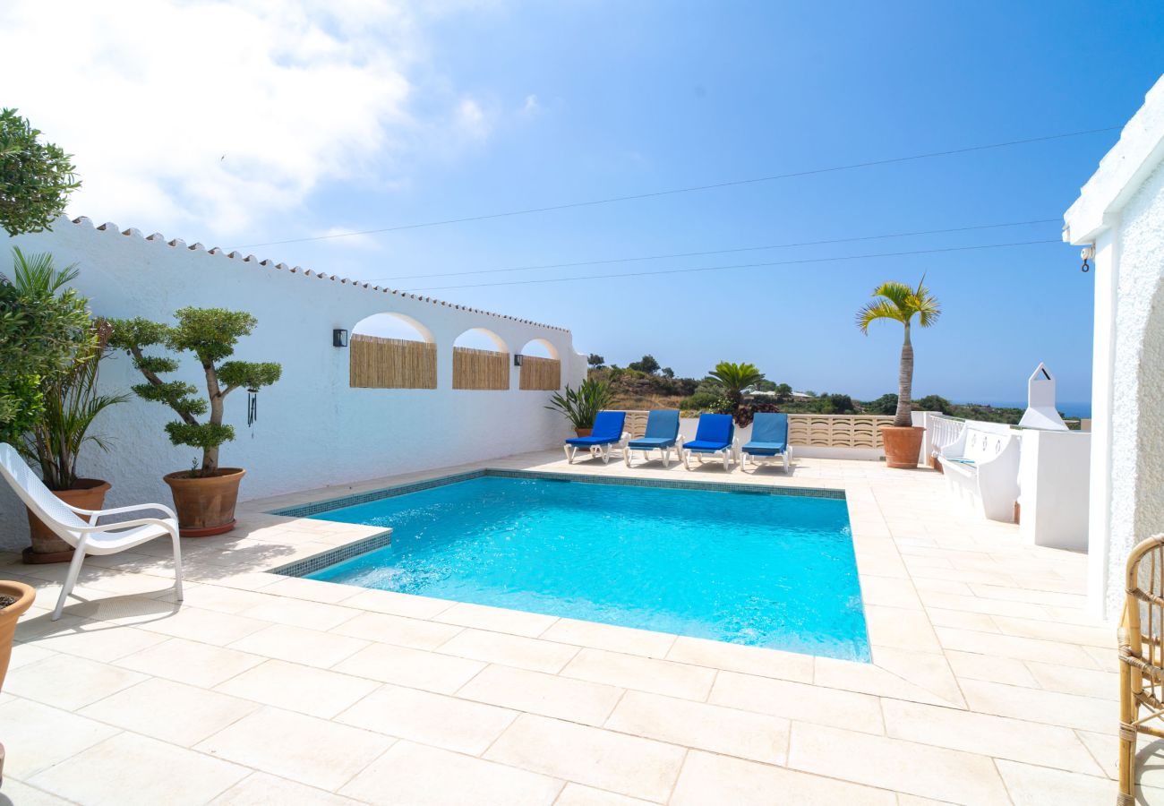 Villa en Nerja - Villa La Casita: Villa con Piscina Privada en Fuente del Badén, Nerja