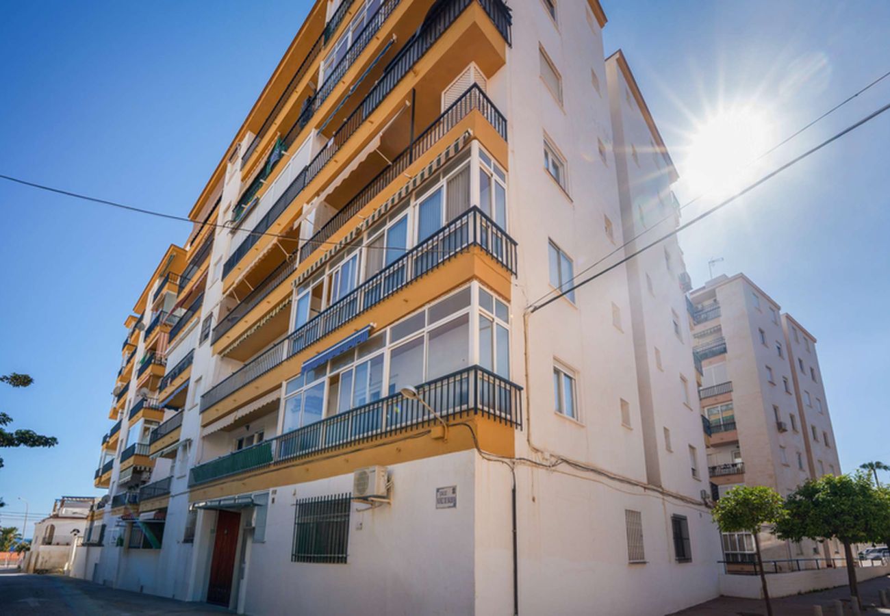 Apartamento en Nerja - Albaida II 2B: Apartamento con Orientación Sur y Vistas al Mar, Playa Torrecilla Nerja