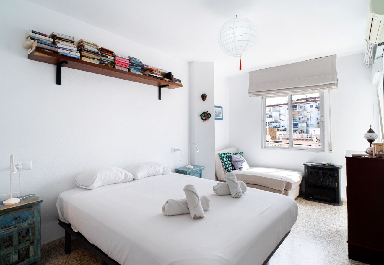 Apartamento en Nerja - Albaida II 2B: Apartamento con Orientación Sur y Vistas al Mar, Playa Torrecilla Nerja