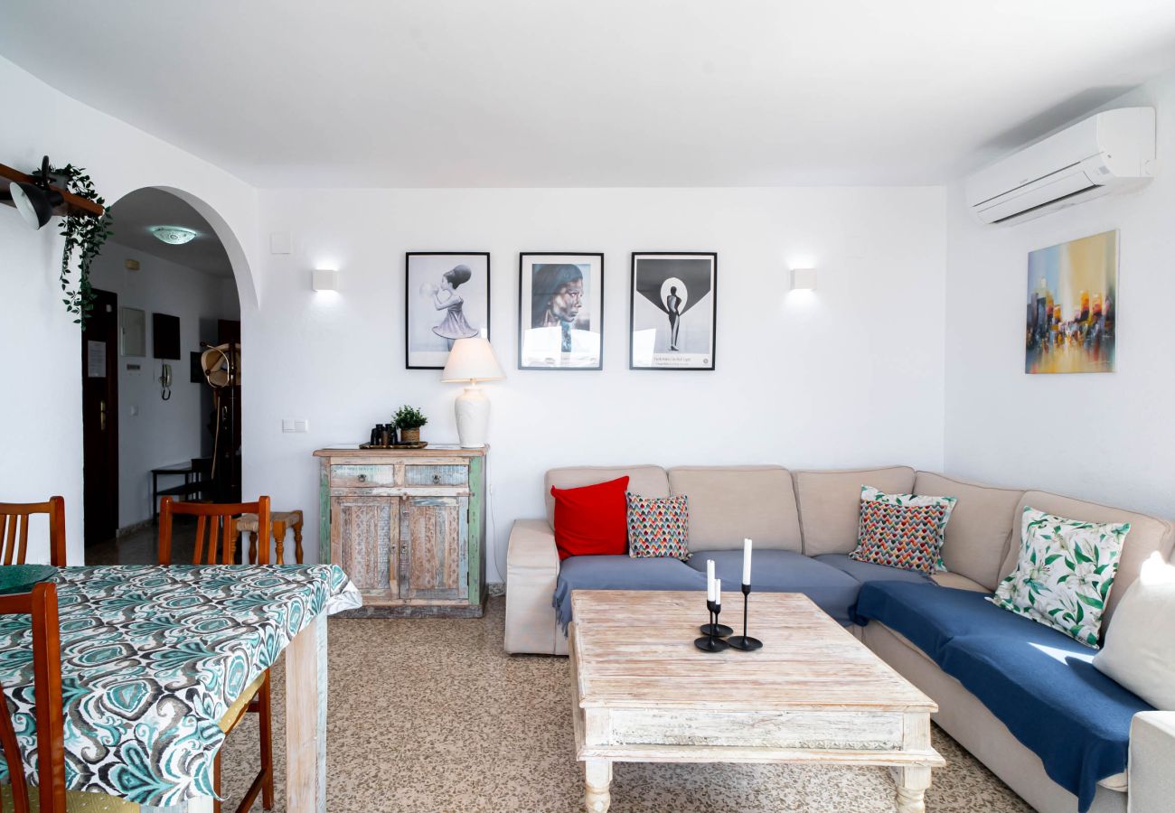 Apartamento en Nerja - Albaida II 2B: Apartamento con Orientación Sur y Vistas al Mar, Playa Torrecilla Nerja