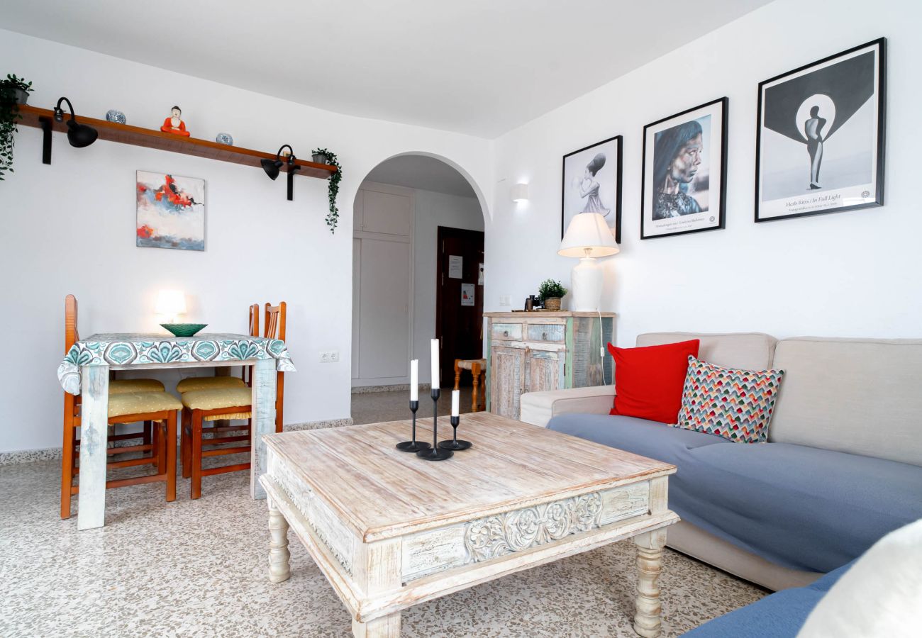 Apartamento en Nerja - Albaida II 2B: Apartamento con Orientación Sur y Vistas al Mar, Playa Torrecilla Nerja