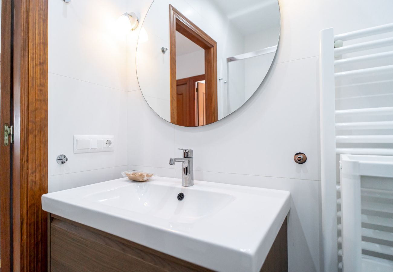 Apartamento en Nerja - Albaida II 2B: Apartamento con Orientación Sur y Vistas al Mar, Playa Torrecilla Nerja