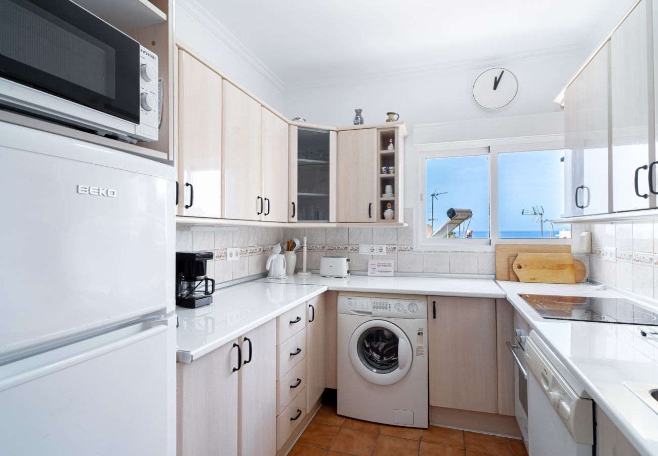 Apartamento en Nerja - Albaida II 2B: Apartamento con Orientación Sur y Vistas al Mar, Playa Torrecilla Nerja