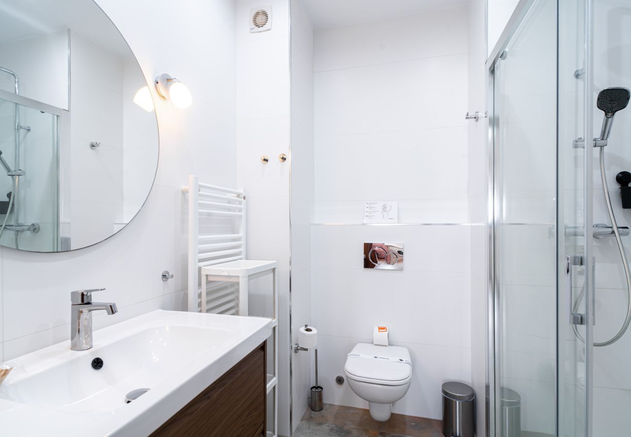 Apartamento en Nerja - Albaida II 2B: Apartamento con Orientación Sur y Vistas al Mar, Playa Torrecilla Nerja