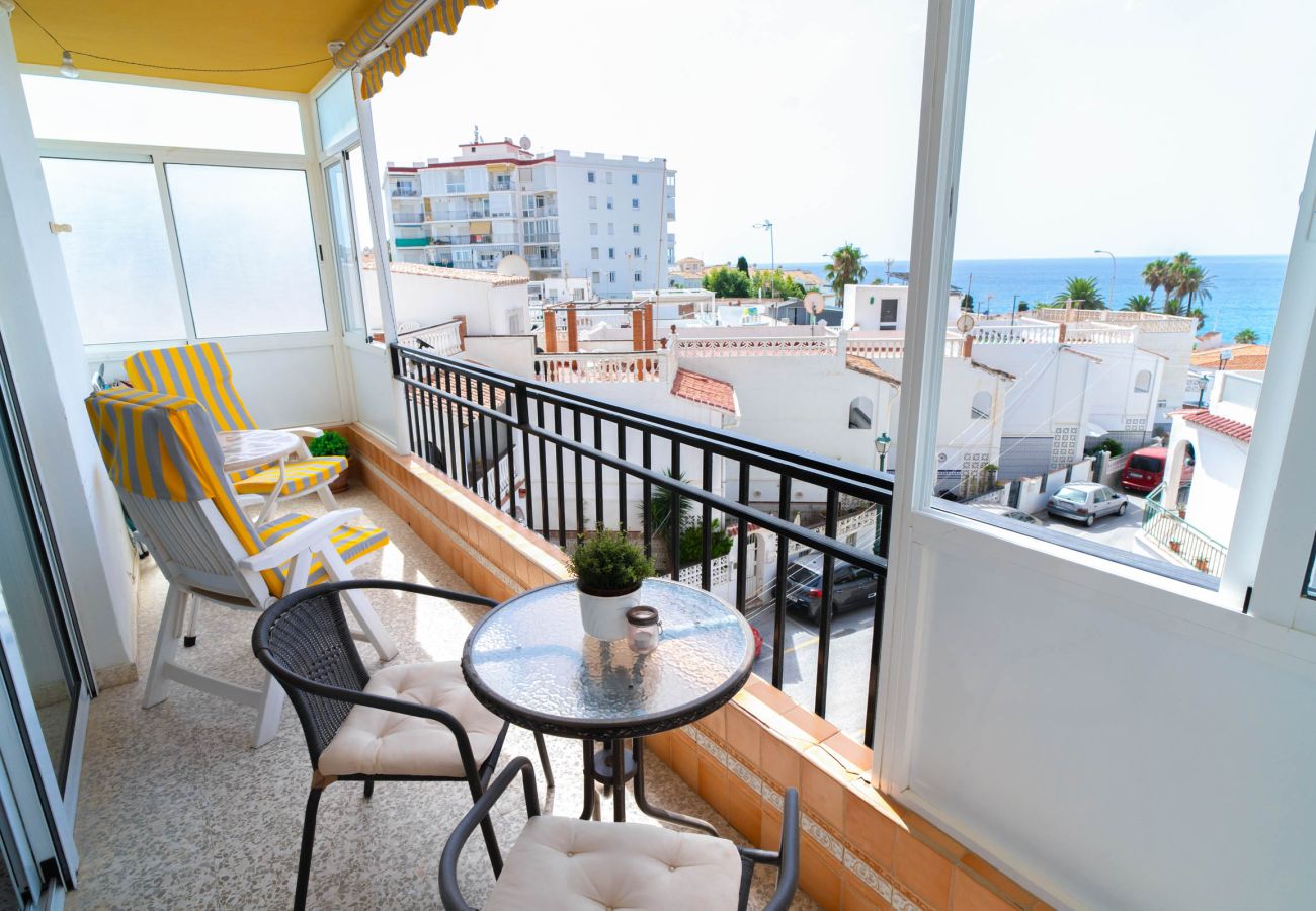 Apartamento en Nerja - Albaida II 2B: Apartamento con Orientación Sur y Vistas al Mar, Playa Torrecilla Nerja