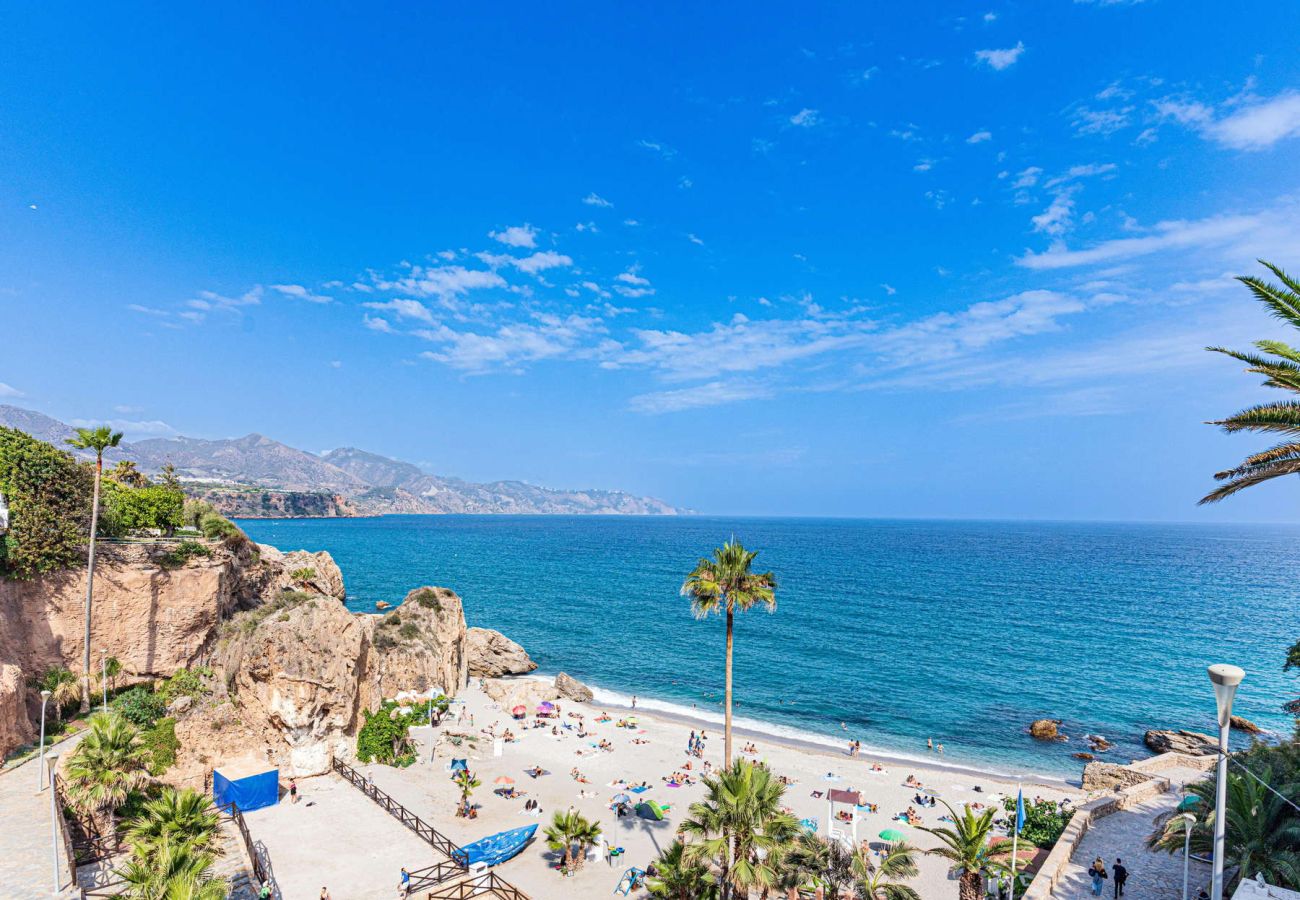 Apartamento en Nerja - Centro Life 3A: Apartamento en el Centro de Nerja, a 300m del Balcón de Europa