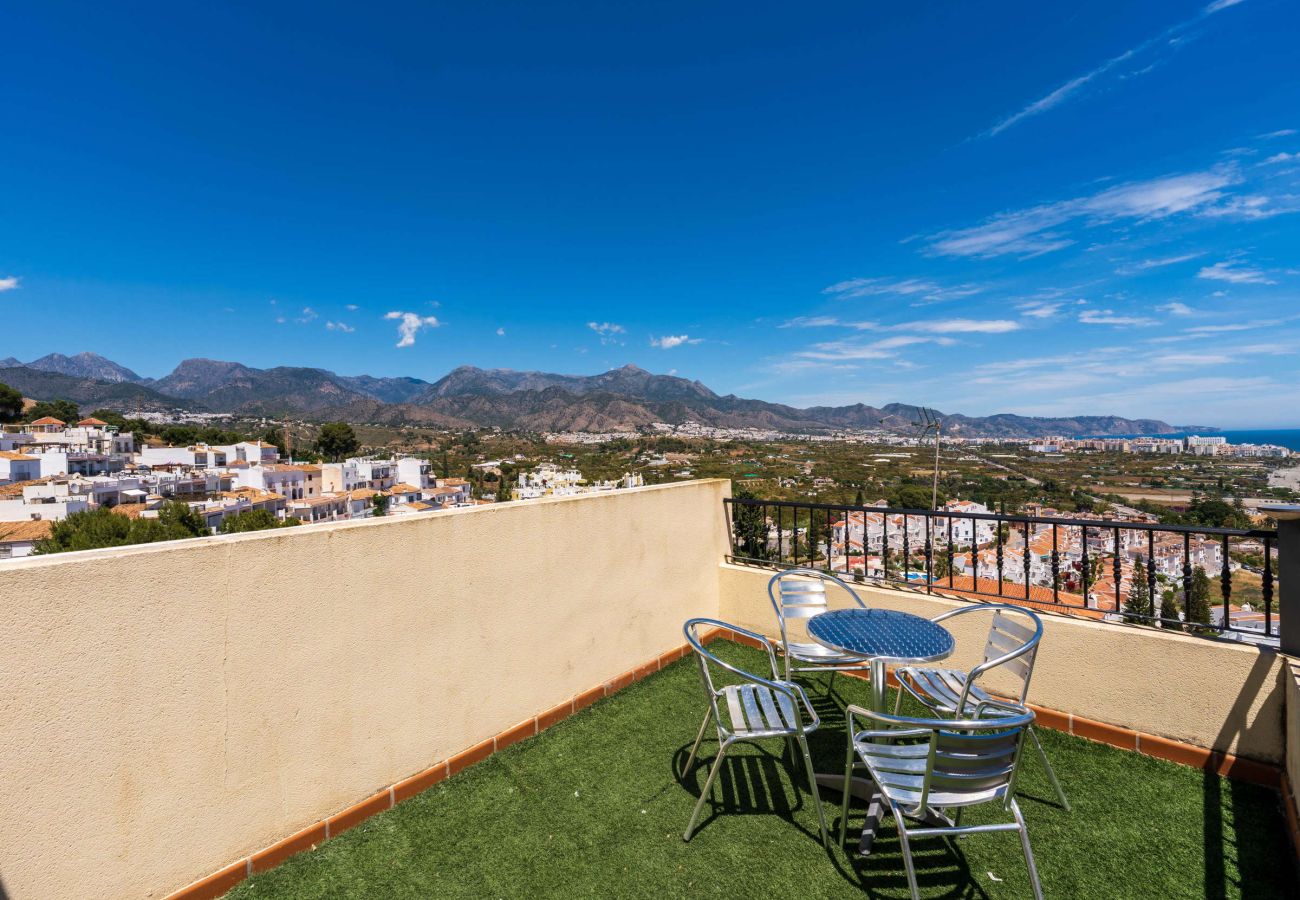 Villa en Nerja - Villa Punta Lara 15: Villa con Piscina Privada para 5 con Vistas al Mar, Nerja