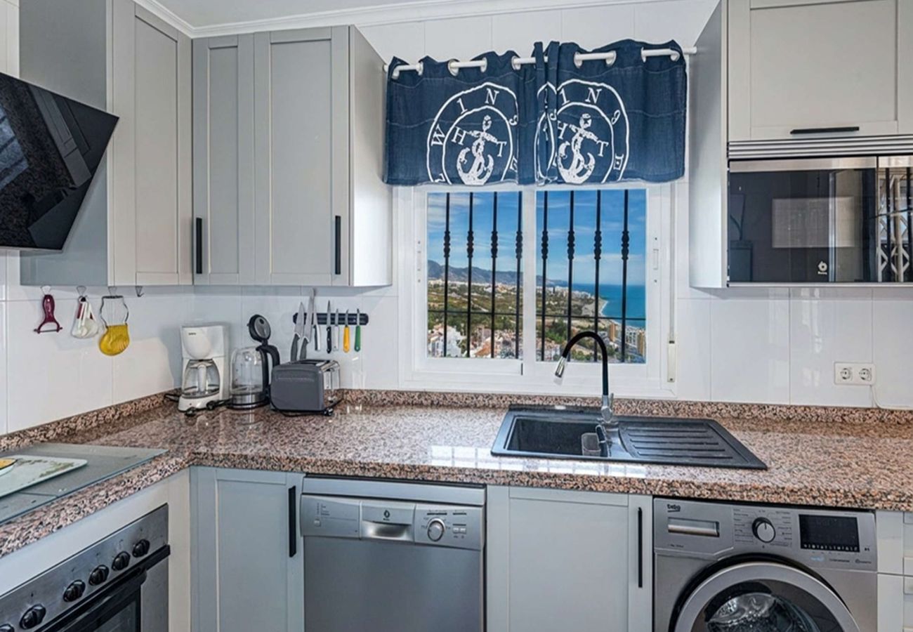 Villa en Nerja - Villa Punta Lara 15: Villa con Piscina Privada para 5 con Vistas al Mar, Nerja