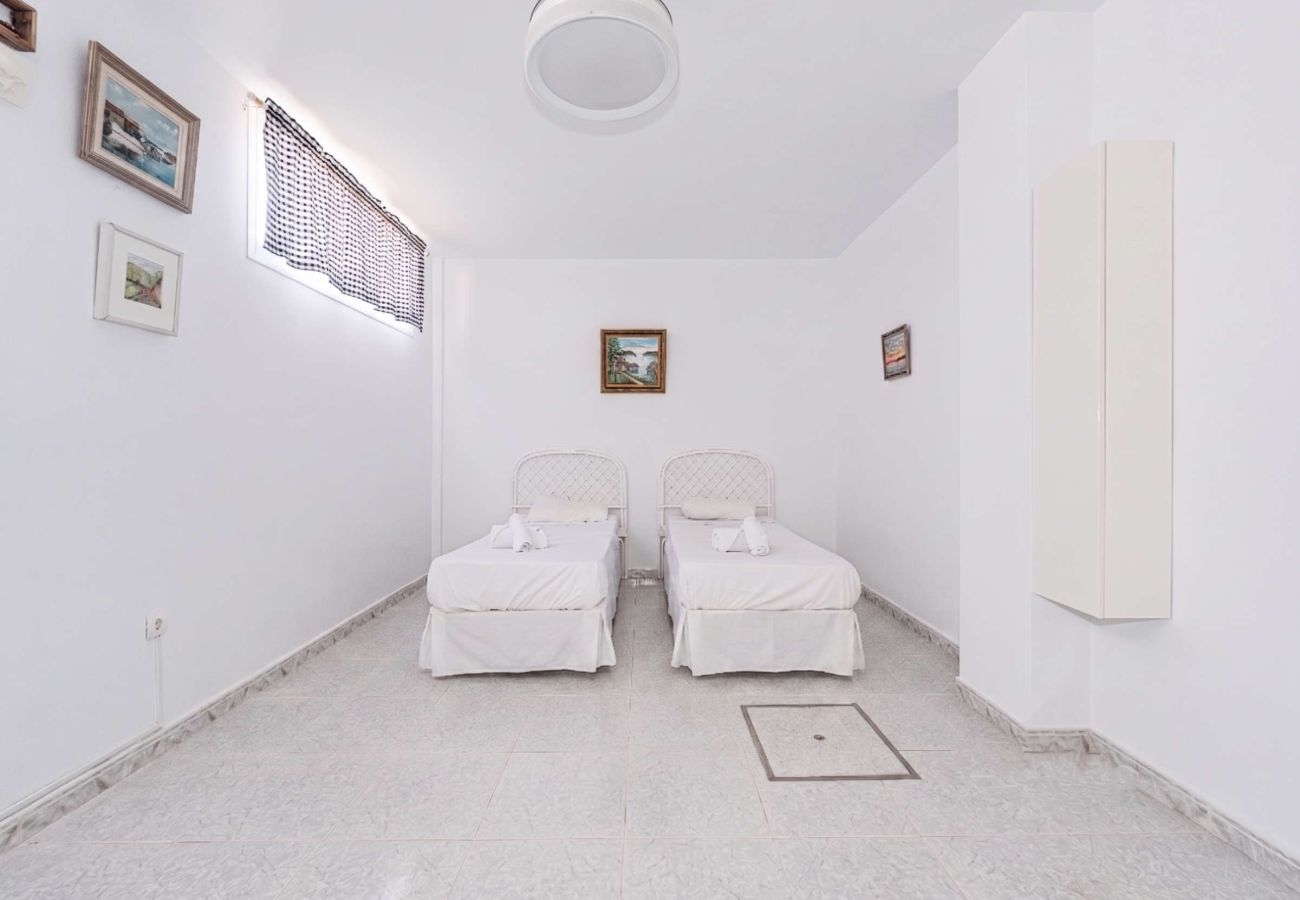 Villa en Nerja - Villa Punta Lara 15: Villa con Piscina Privada para 5 con Vistas al Mar, Nerja