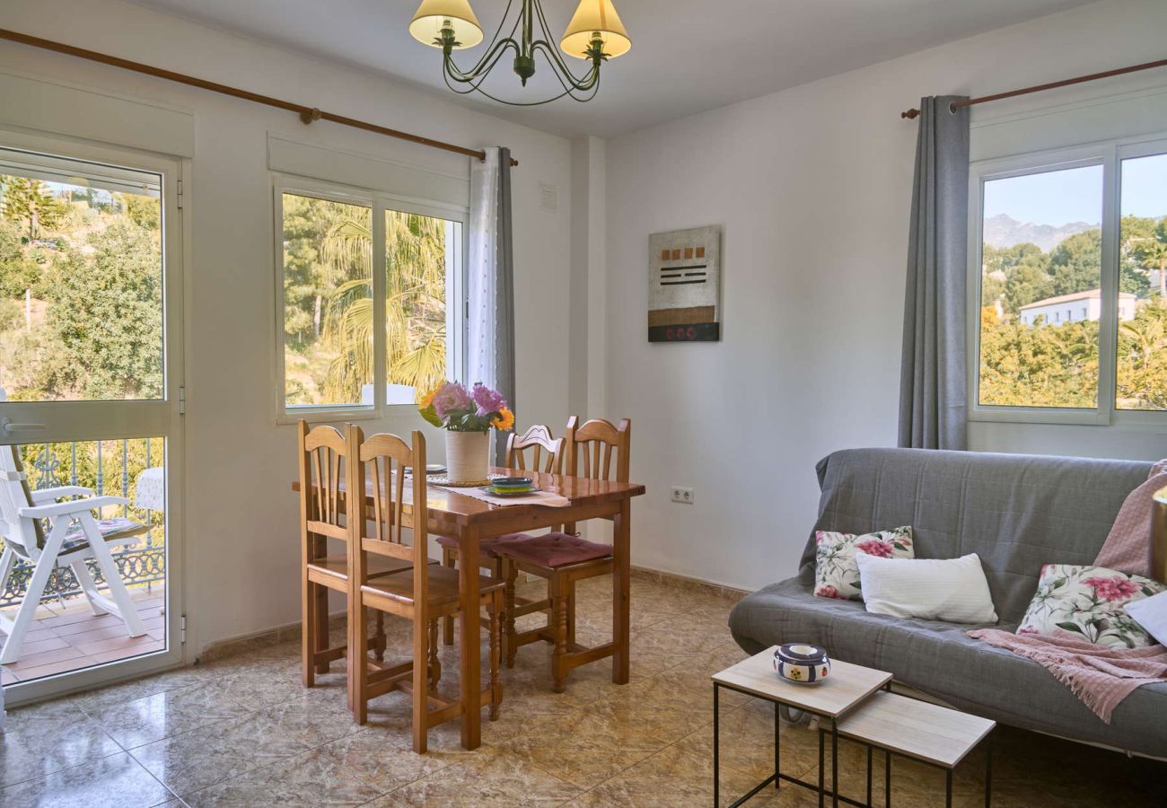 Casa rural en Frigiliana - Las Rosas 1 - Apartamento Rural con Piscina entre Nerja y Frigiliana