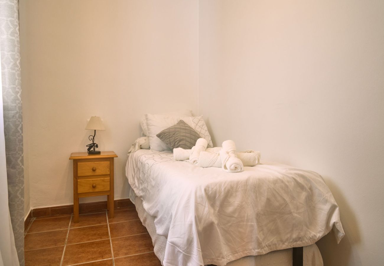 Casa rural en Frigiliana - Las Rosas 5 y 6 - Alojamiento Rural para 6 Personas entre Nerja y Frigiliana