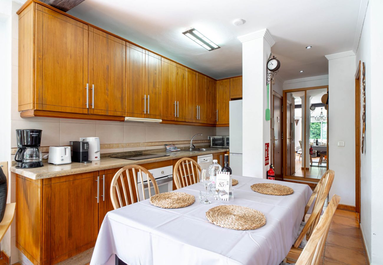 Apartamento en Nerja - Tahití 2 7: Apartamento Familiar para 4 Personas en Playa Burriana Nerja
