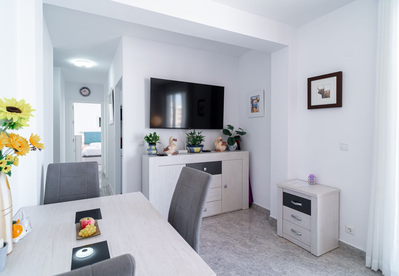 Apartamento en Nerja - Chaparil Seaview - Apartamento para Parejas junto a Playa Torrecilla