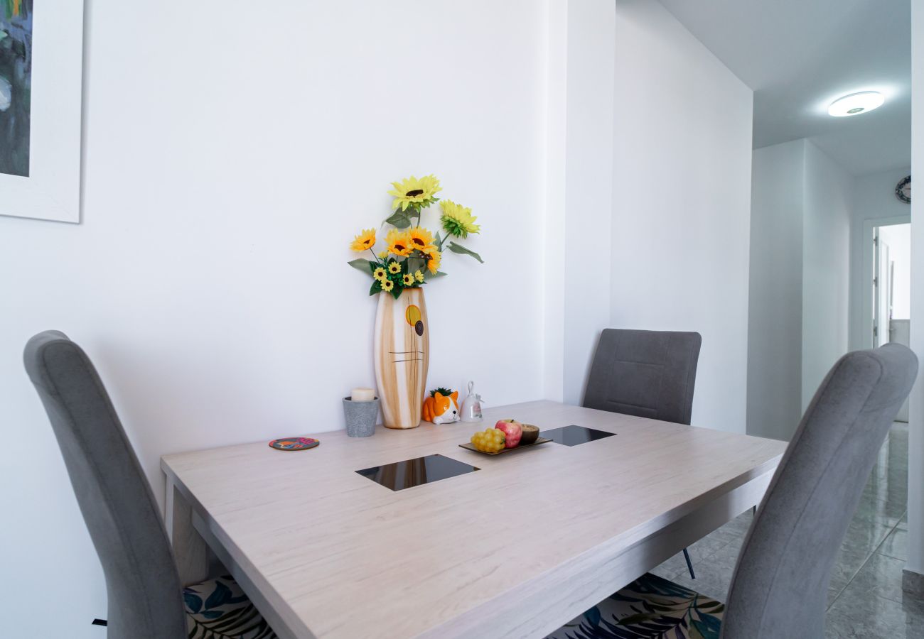 Apartamento en Nerja - Chaparil Seaview - Apartamento para Parejas junto a Playa Torrecilla
