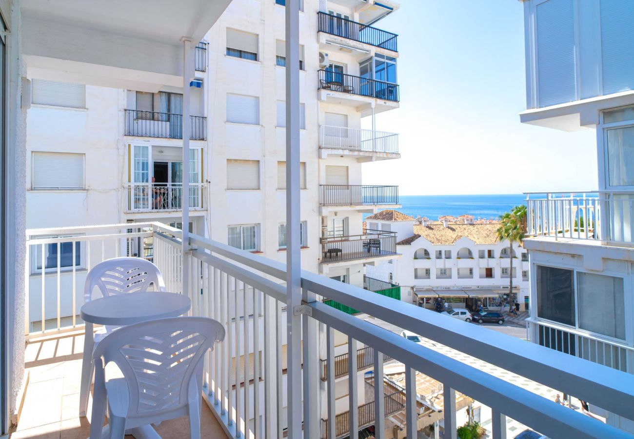 Apartamento en Nerja - Chaparil Seaview - Apartamento para Parejas junto a Playa Torrecilla