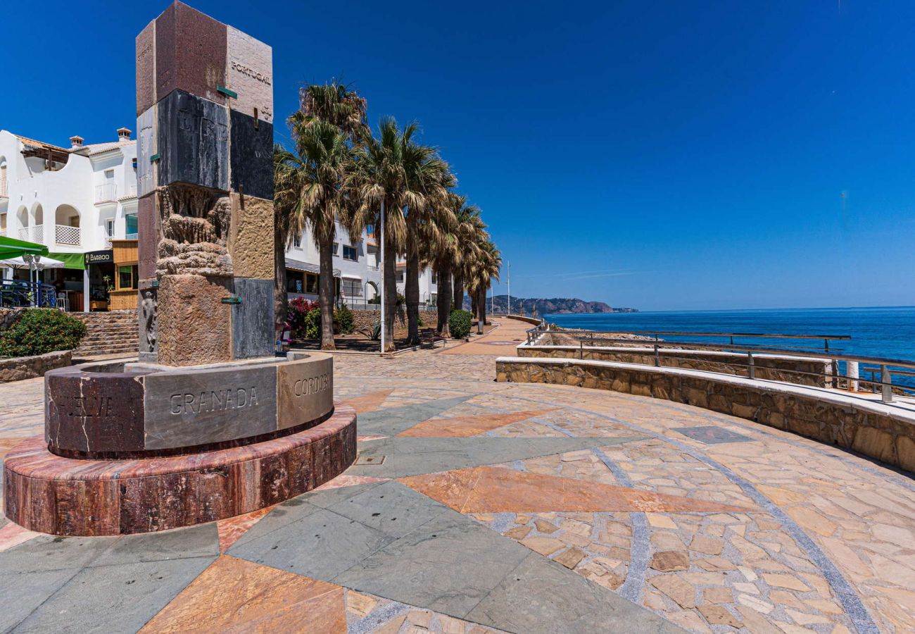 Apartamento en Nerja - Chaparil Seaview - Apartamento para Parejas junto a Playa Torrecilla