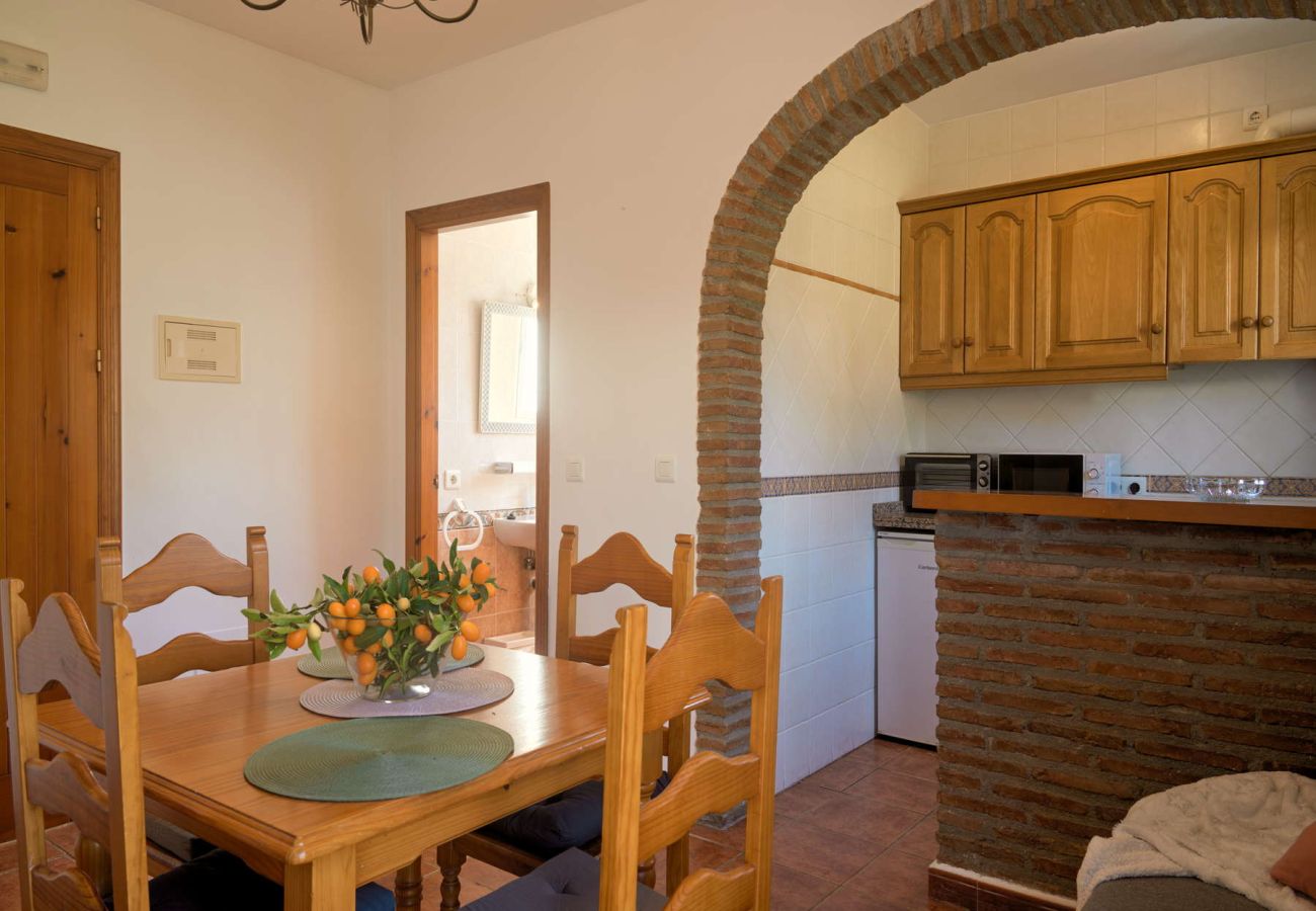 Casa rural en Frigiliana - Las Rosas 5 - Apartamento Rural para 4 Personas entre Nerja y Frigiliana