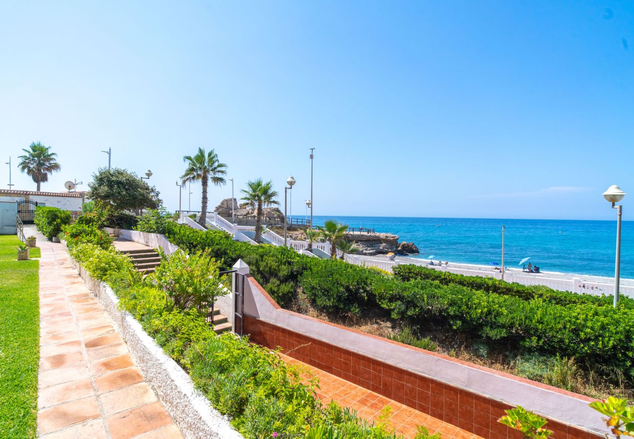 Apartamento en Nerja - Apartamento Arce 2 en Playa Torrecilla, Nerja