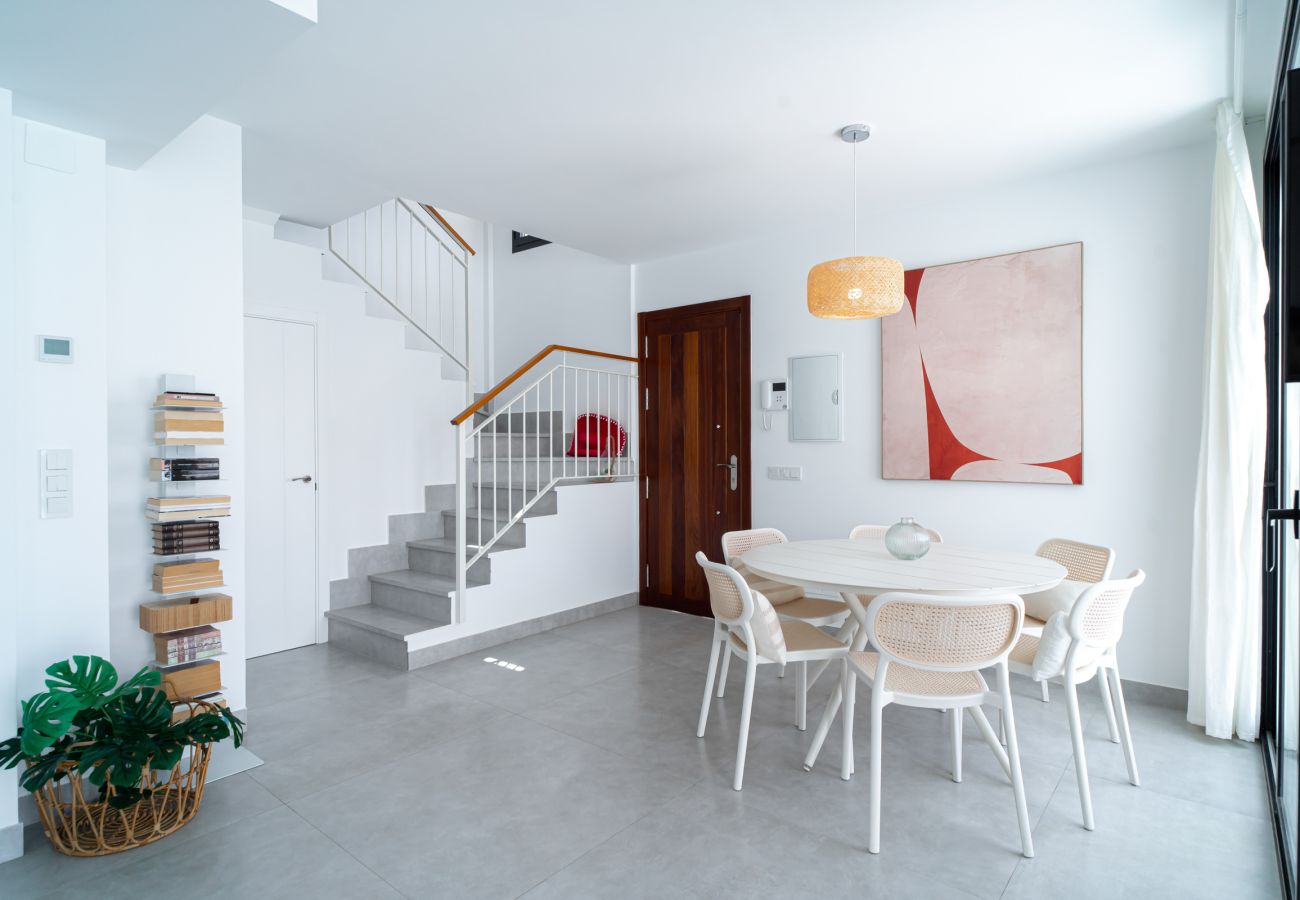Villa en Nerja - Casa Mezcal - Villa para 4 Personas con Piscina Privada y Jacuzzi en Nerja