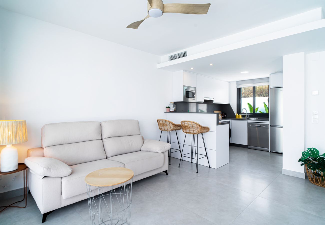 Villa en Nerja - Casa Mezcal - Villa para 4 Personas con Piscina Privada y Jacuzzi en Nerja