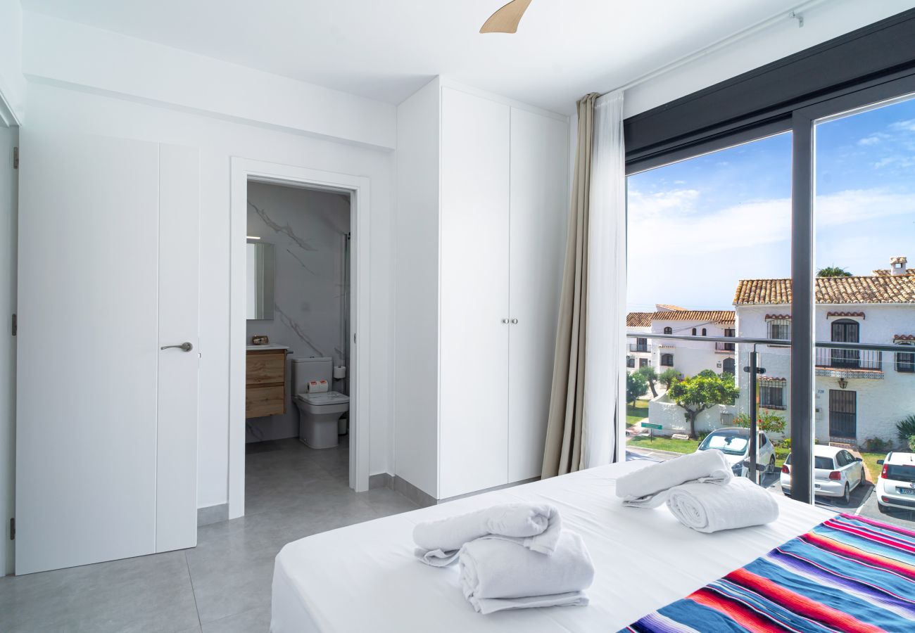 Villa en Nerja - Casa Mezcal - Villa para 4 Personas con Piscina Privada y Jacuzzi en Nerja