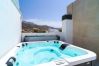 Villa en Nerja - Casa Mezcal - Villa para 4 Personas con Piscina Privada y Jacuzzi en Nerja